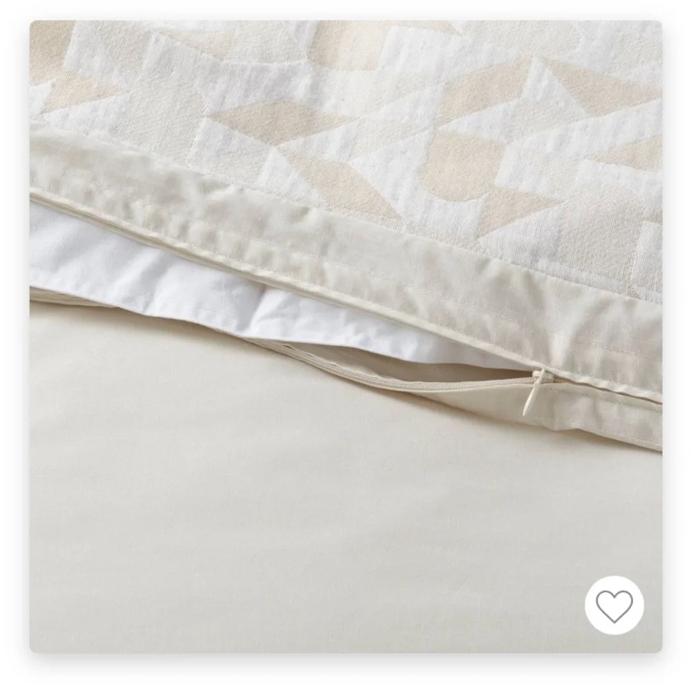 NWT King Mod Geo Matelasse Duvet Cover and Sham Set Khaki/Ivory King